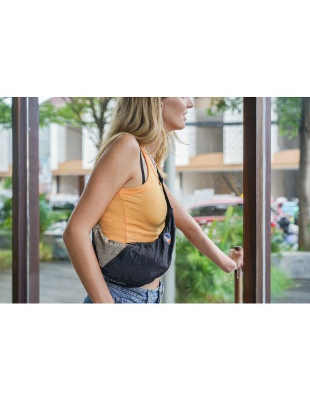 Μπανάνα Μέσης Ticket to the moon Upcycled Sling Bag Dark Green - Burgundy